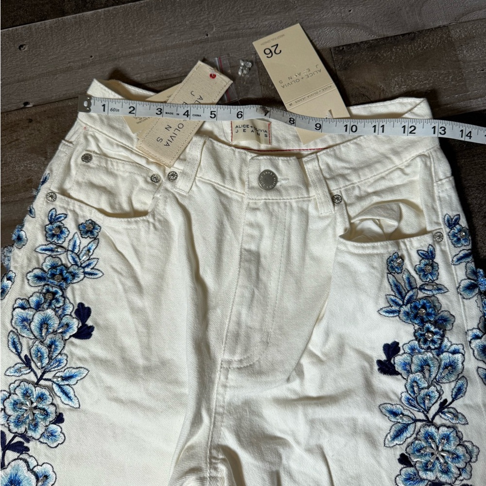 Alice + Olivia Weezy Embroidered Floral Jeans Off White Wide Leg Size 26 NWT - Picture 6 of 12